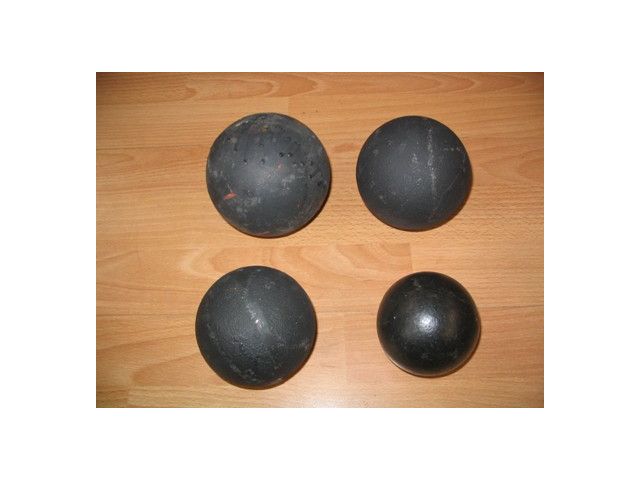Koule atletická 4 kg, tréninková