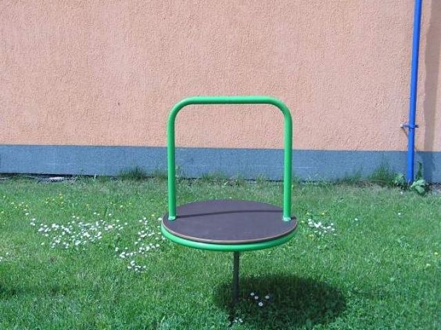 Motýlek - minikolotoč k sezení (DHMŠ 7)