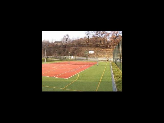 Sportovní povrch umělá tráva SC grass - 15 mm + montáž