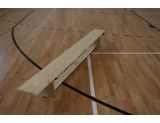 Švédská lavička tělocvičná s kladinkou, délka 3,6 m, lakovaná, hranol na žebřinu